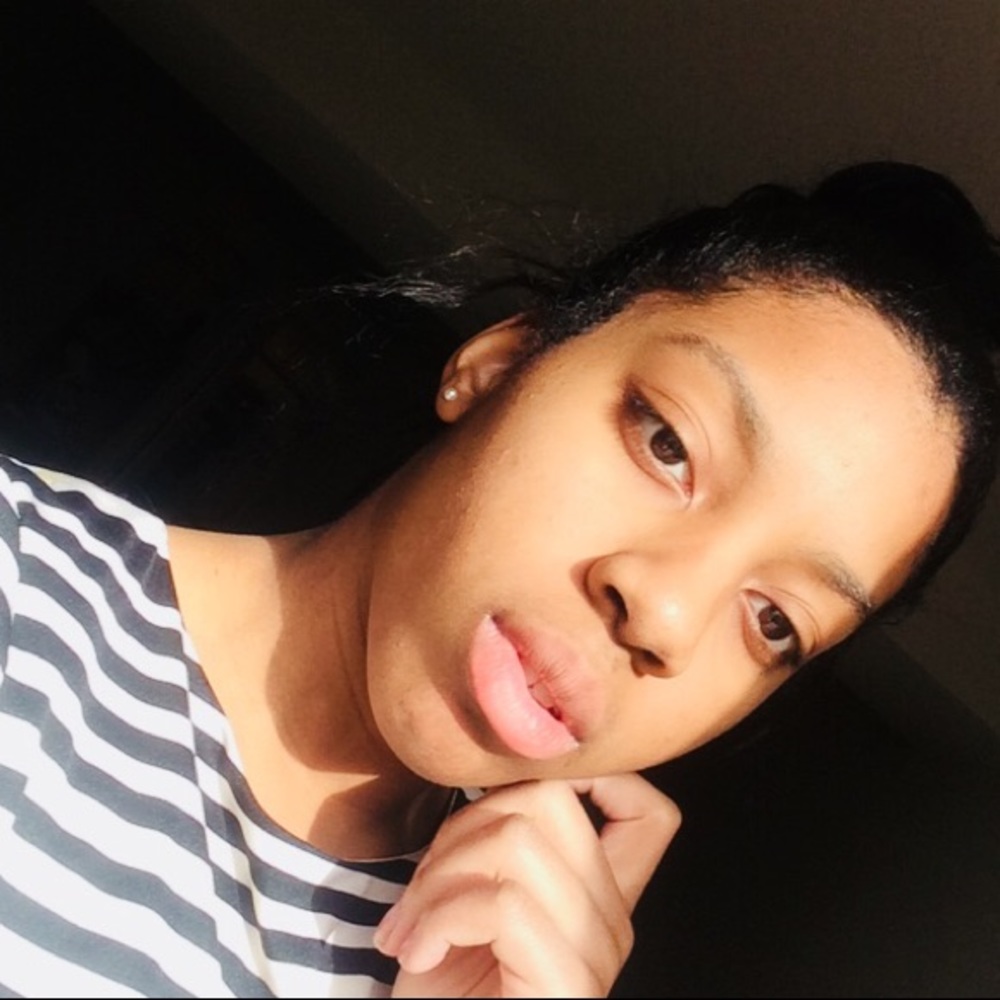 Meet your Posher, Kenna